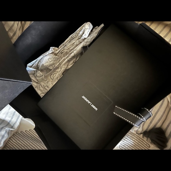 YSL Opyum Point-Toe Patent Leather Pumps NEVER WORN NEVER TRIED ON with box. - Picture 7 of 13